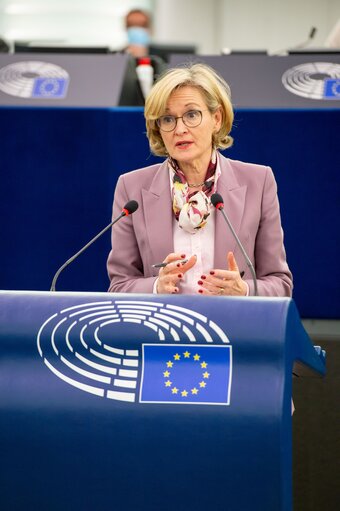 Fotografija 2: EP Plenary session - Banking Union - annual report 2020