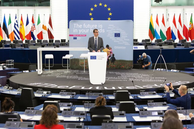 Fotografie 29: Conference on the Future of Europe (CoFoE) -  Citizens' panel 2 - Plenary session