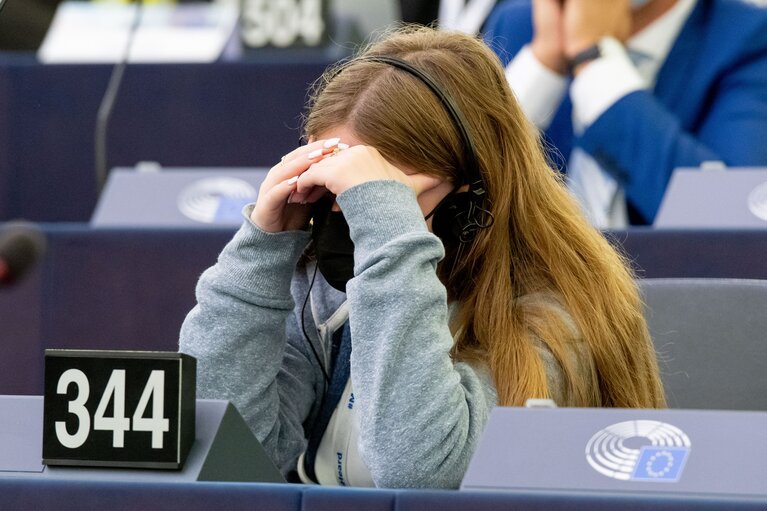 Fotó 7: Conference on the Future of Europe (CoFoE) - Citizens' panel 1 - Plenary session