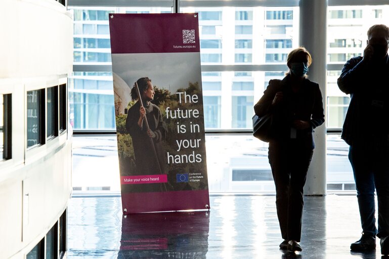 Photo 43 : Conference on the Future of Europe (CoFoE) - Citizens' panel 2