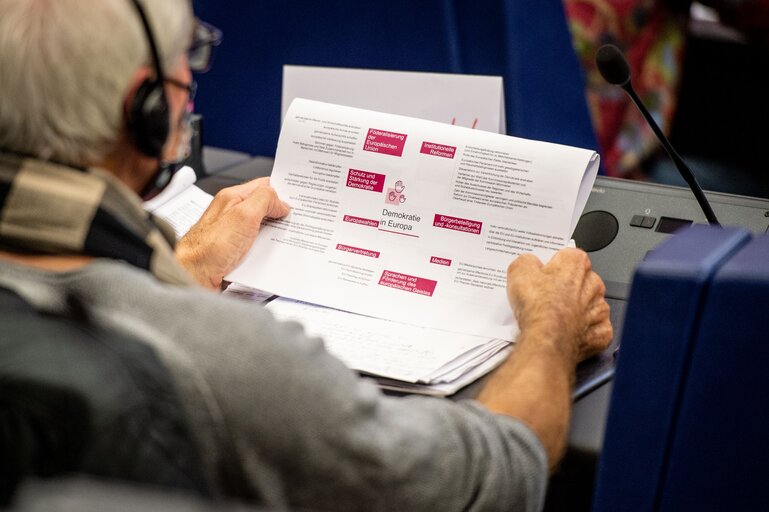 Photo 2 : Conference on the Future of Europe (CoFoE) - Citizens' panel 2