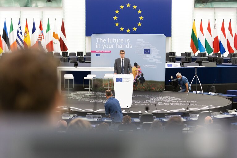 Fotografie 27: Conference on the Future of Europe (CoFoE) -  Citizens' panel 2 - Plenary session