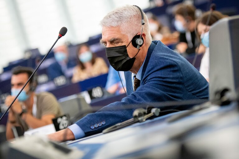 Fotó 23: Conference on the Future of Europe (CoFoE) - Citizens' panel 1 - Plenary session