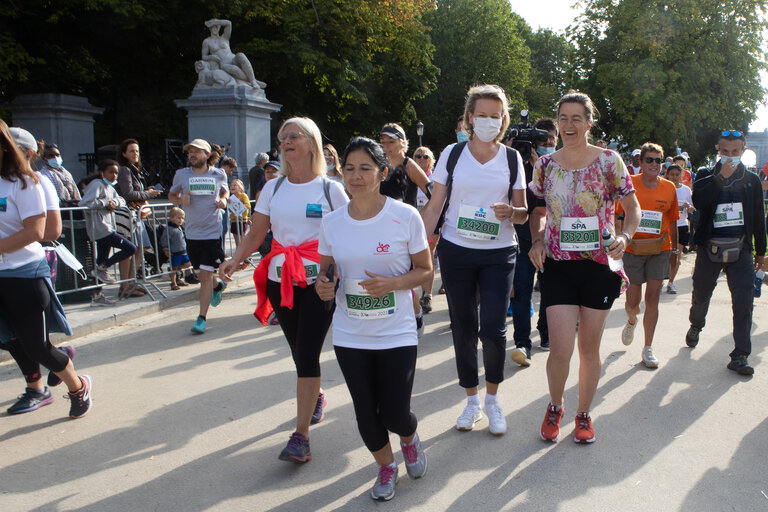 Brussels 20 km running race start