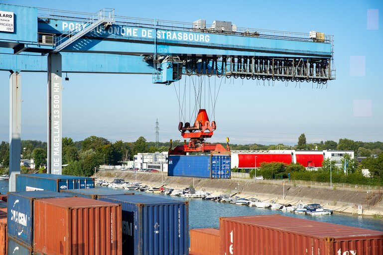 Suriet 18: Freight transport at the Port of Strasbourg (Port Autonome de Strasbourg)