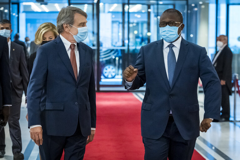 Fotografia 8: David SASSOLI, EP President meets with Umaro SISSOCO EMBALO, President of Guinea-Bissau