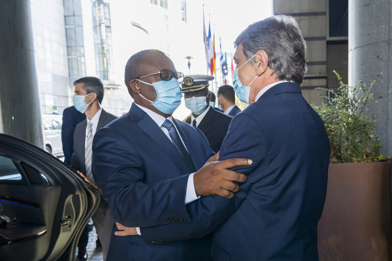 Fotografia 5: David SASSOLI, EP President meets with Umaro SISSOCO EMBALO, President of Guinea-Bissau