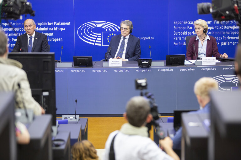 Foto 46: Joint press conference - Programme of the Slovenian Presidency