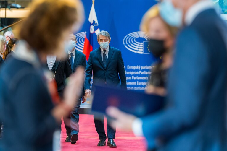 Zdjęcie 12: David SASSOLI, EP President welcomes Janez JANSA, Slovenian Prime Minister