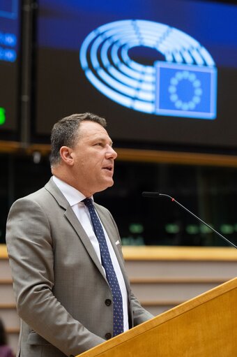 Photo 3: EP Plenary session - European high performance for computing