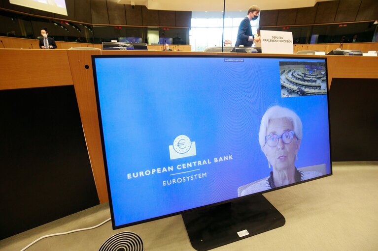 Снимка 9: ECON committee - Monetary Dialogue with Christine LAGARDE, President of the European Central Bank