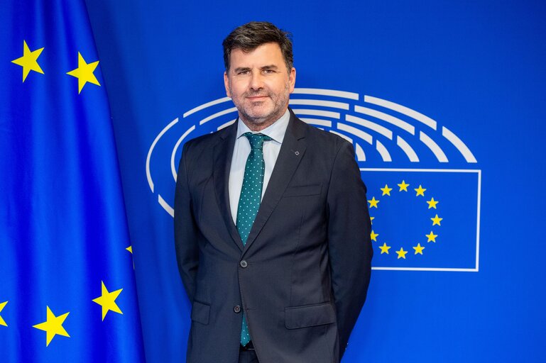 Foto 2: Nicolas Gonzalez Casares in the EP in Brussels