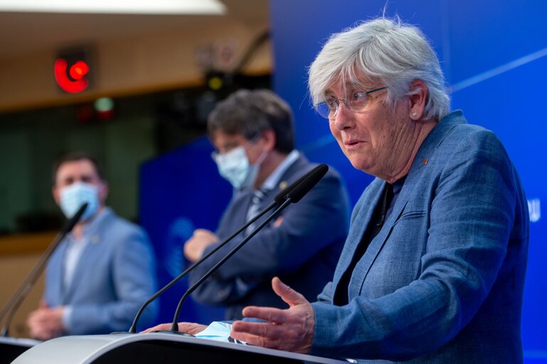 Fotografija 7: EGCJ provisional ruling on the immunity of Carles PUIGDEMONT, Toni COMIN and Clara PONSATI