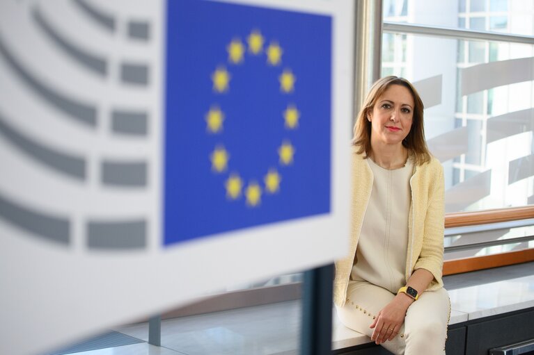 Foto 2: Cristina MAESTRE in the EP in Brussels.