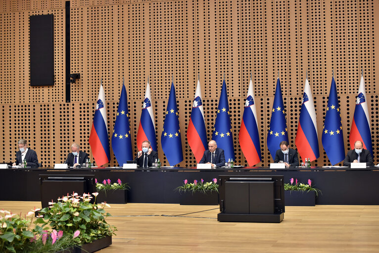 Fotografija 3: Meeting with the Slovenian Presidency - Conference of Presidents with the Slovenian Presidency