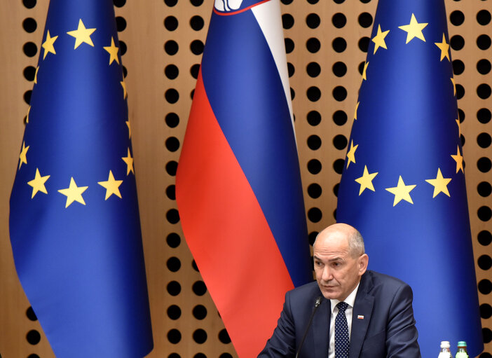 Fotografija 1: Meeting with the Slovenian Presidency - Conference of Presidents with the Slovenian Presidency