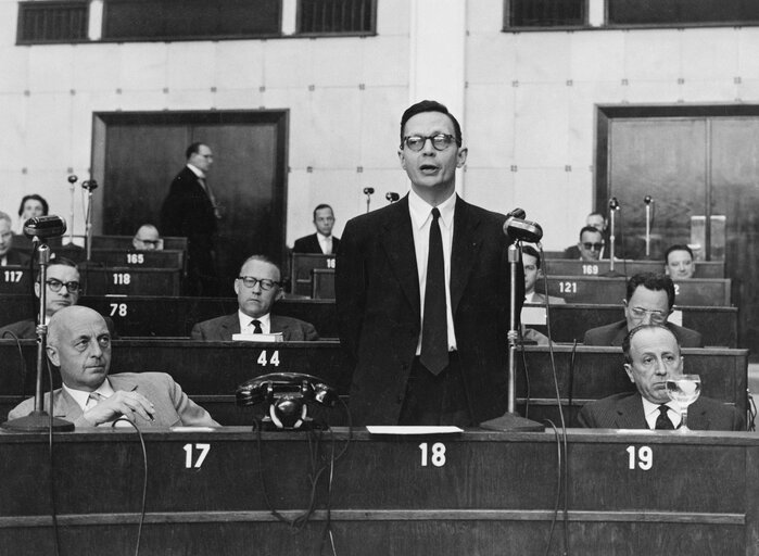 Robert MARGULIES during a session Strasbourg, France, June 30 1960.