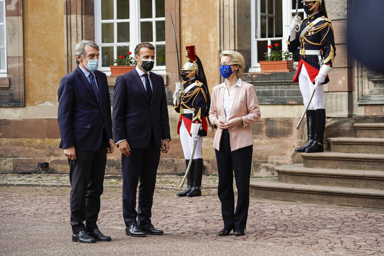 Φωτογραφία 14: Signature ceremony of the triennial contract ' Strasbourg European Capital '