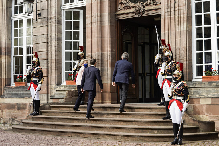 Φωτογραφία 12: Signature ceremony of the triennial contract ' Strasbourg European Capital '