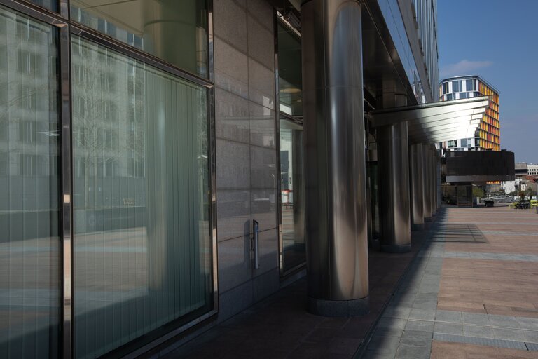 Foto 2: EP buildings in Brussels - General view - BRANDT Building