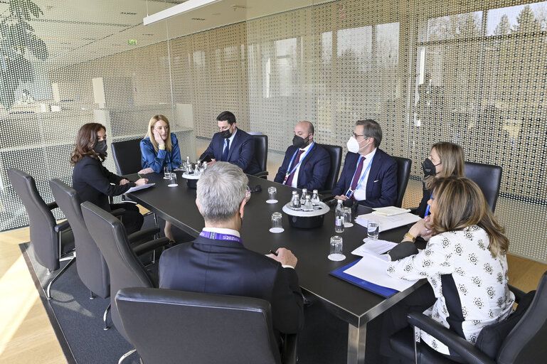 Fotografija 4: Official Visit of Roberta METSOLA, EP President to Slovenia - Meeting with Elisabetta ALBERTI CASELLATI, President of the Italian Senate