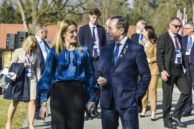 Fotografija 11: Official Visit of Roberta METSOLA, EP President to Slovenia - Meeting with Tomasz GRODZKI, Marshal of the Senate of the Republic of Poland