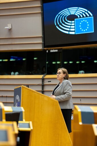 Fotografija 3: EP Plenary session - European Child guarantee