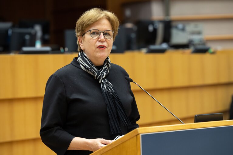 Fotografija 7: EP Plenary session - European Child guarantee