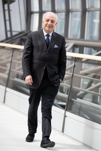 Foto 7: Raffaele STANCANELLI in the EP in Brussels