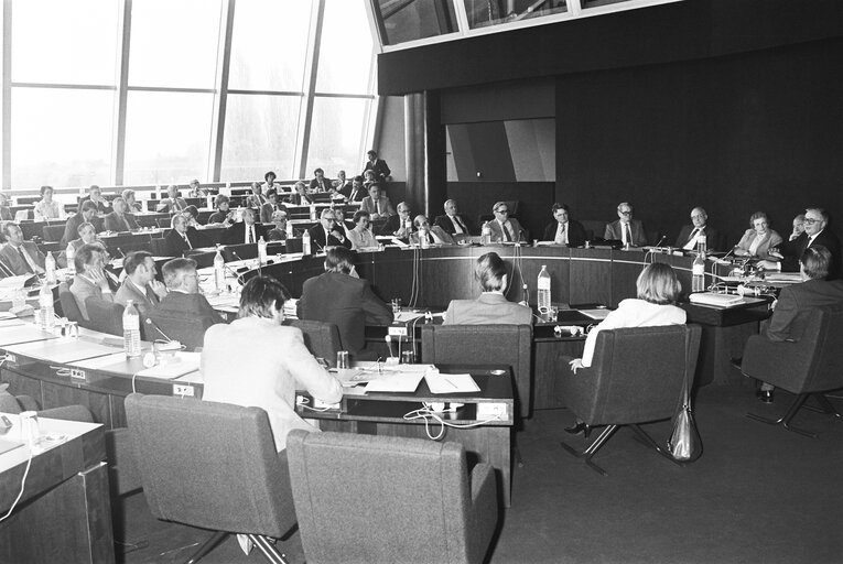 Egon Alfed KLEPSCH chairs a EPP group meeting in Strasbourg, France, April 21, 1982.