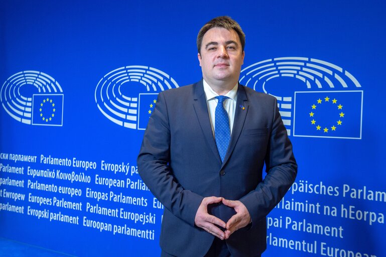 Valokuva 10: Vlad-Marius BOTOS in the EP in Brussels