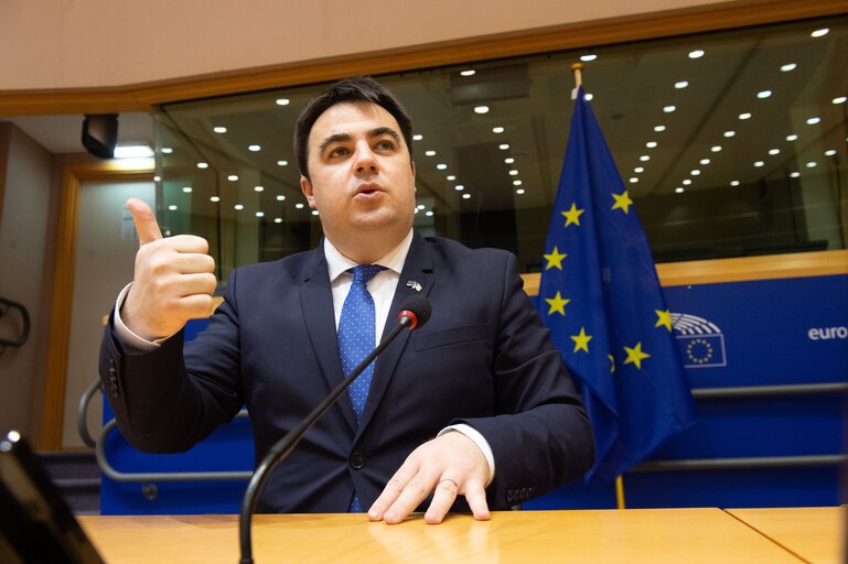 Valokuva 7: Vlad-Marius BOTOS in the EP in Brussels