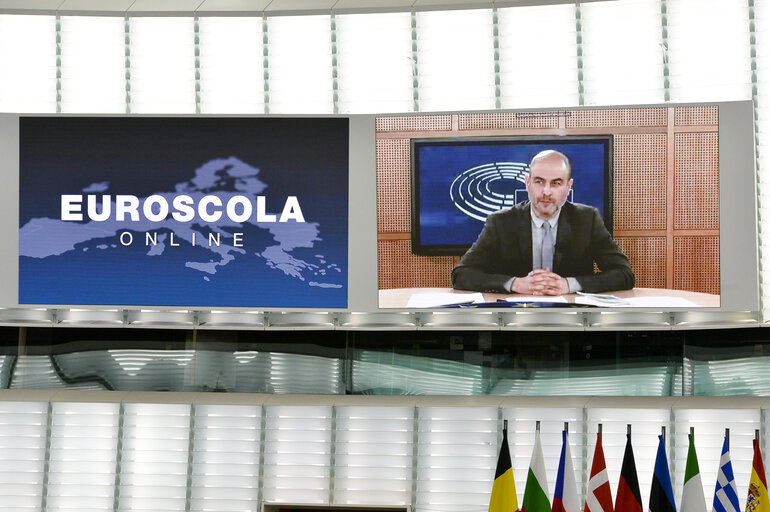 Photo 37 : Euroscola online