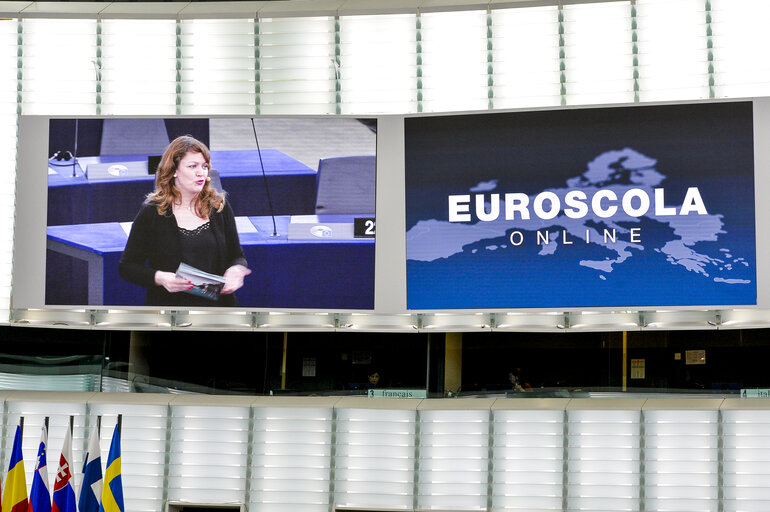 Photo 15 : Euroscola online