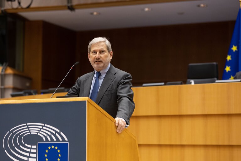 EP Plenary session - Guidelines for the 2022 Budget - Section III