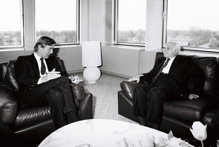 EP President Pieter DANKERT meets with Minister for Foreign Affairs of Cyprus Nicos ROLANDIS (R), in Strasbourg, France, April 26, 1982.