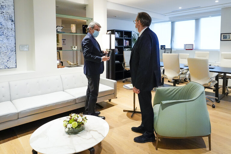 Fotografie 3: David SASSOLI, EP President meets with Renaud MUSELIER, President of the Region Provence-Alpes-Cote d'azur