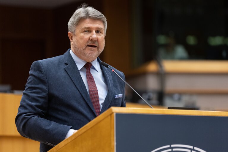 EP Plenary session - Guidelines for the 2022 Budget - Section III