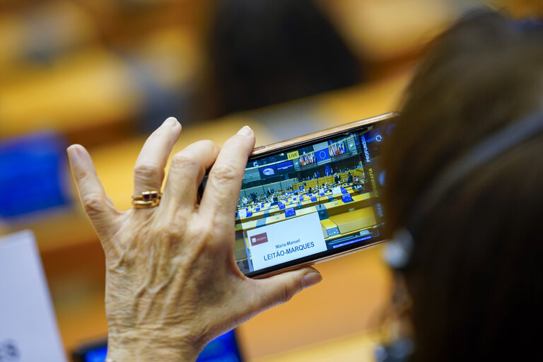 Fotografija 25: EP Plenary session - Ceremonie of the signature of the Joint declaration for the Conference of the Future of Europe