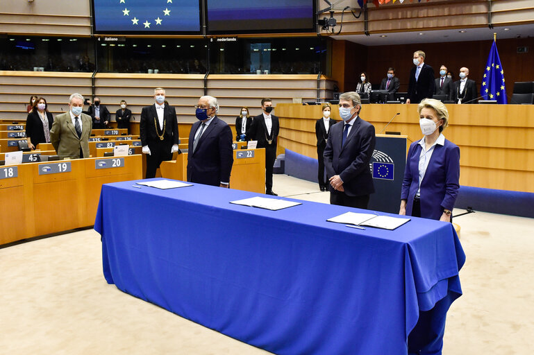 Foto 11: EP Plenary session - Ceremony of the signature of the Joint declaration for the Conference of the Future of Europe