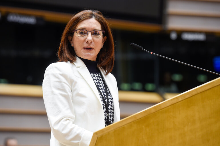 Photo 15: EP Plenary session - Statements - European Pillar of Social Rights (Porto summit)