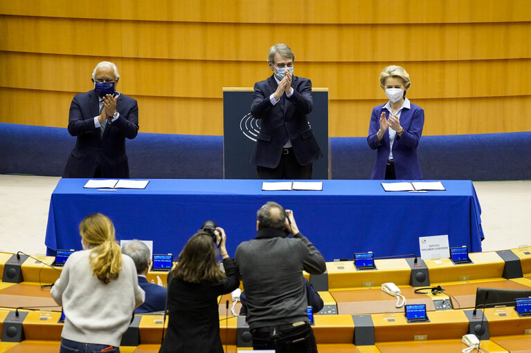 Foto 27: EP Plenary session - Ceremony of the signature of the Joint declaration for the Conference of the Future of Europe