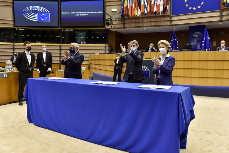 Foto 16: EP Plenary session - Ceremony of the signature of the Joint declaration for the Conference of the Future of Europe