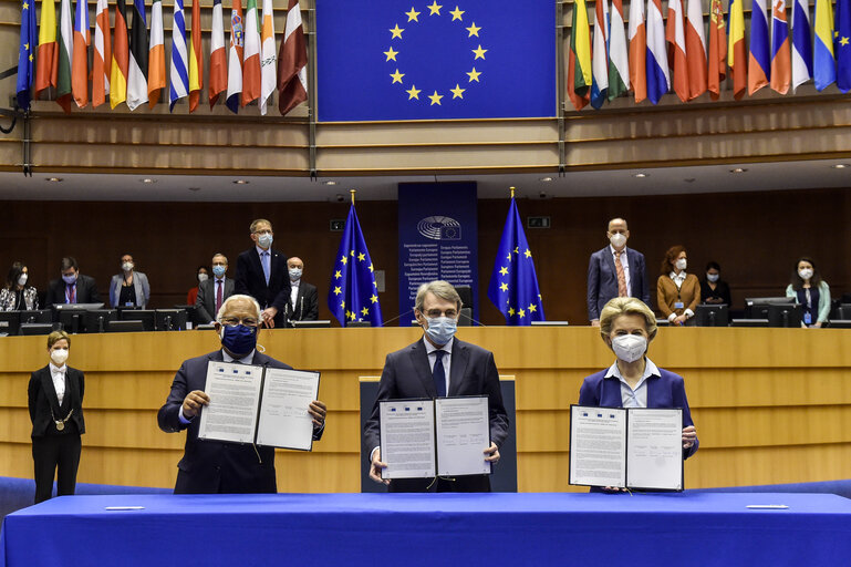 Foto 8: EP Plenary session - Ceremony of the signature of the Joint declaration for the Conference of the Future of Europe