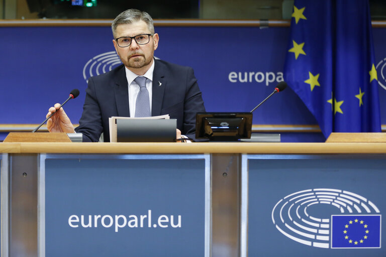 Φωτογραφία 4: Marco DREOSTO in the EP in Brussels