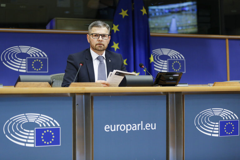 Снимка 11: Marco DREOSTO in the EP in Brussels