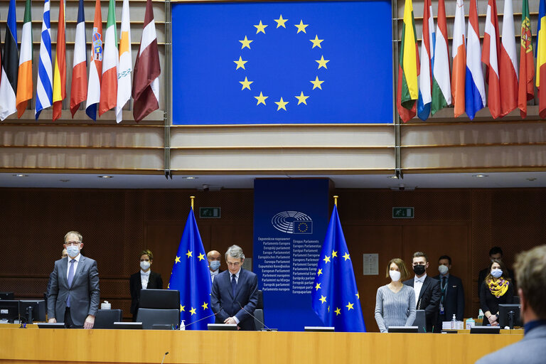 Photo 3 : EP Plenary session- Resumption of session and order of business followed by a minute of silence on the assassination of Luca Attanasio the Italian Ambassador to the Democratic Republic of Congo