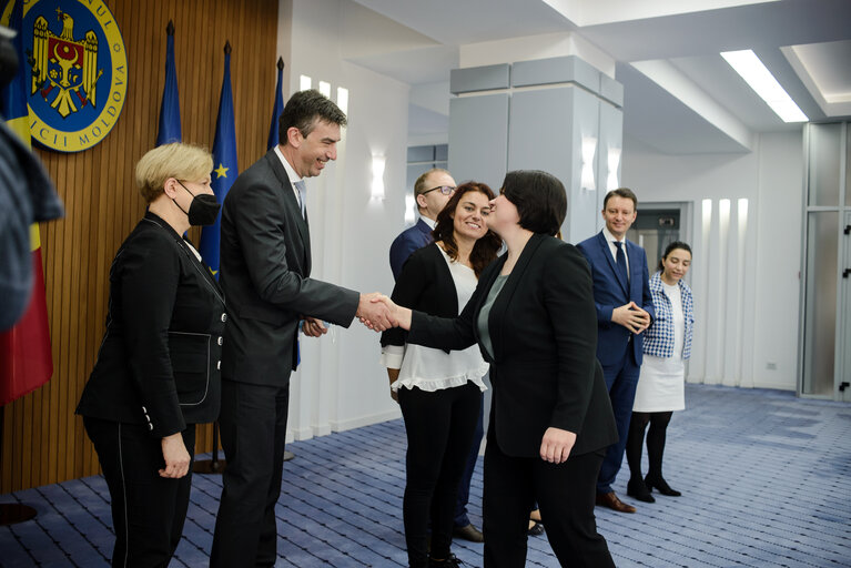 Fotogrāfija 28: AFET/SEDE Delegation to Moldova - Meeting with Natalia GRAVRILITA, Prime Minister of the Republic of Moldova.