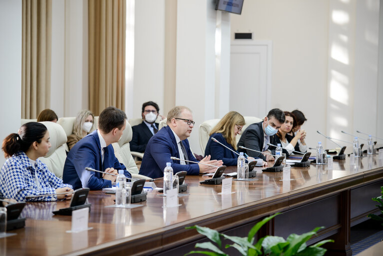 Fotogrāfija 3: AFET/SEDE Delegation to Moldova - Meeting with Natalia GRAVRILITA, Prime Minister of the Republic of Moldova.