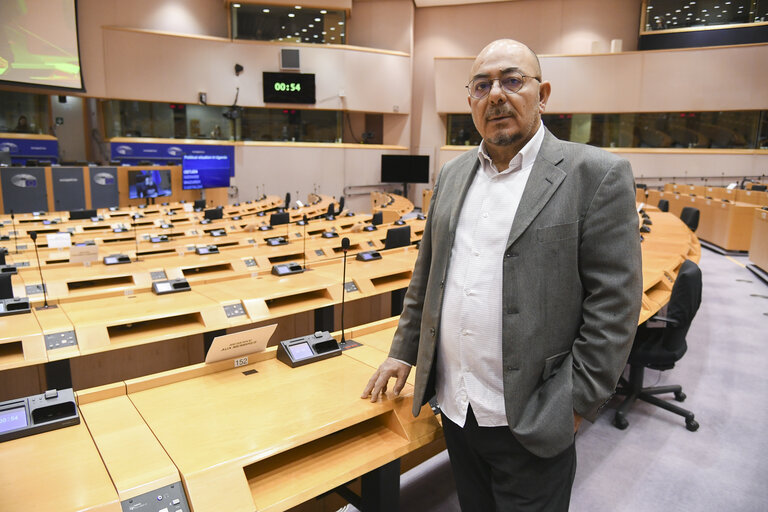 Niyazi KIZILYUREK in the EP in Brussels